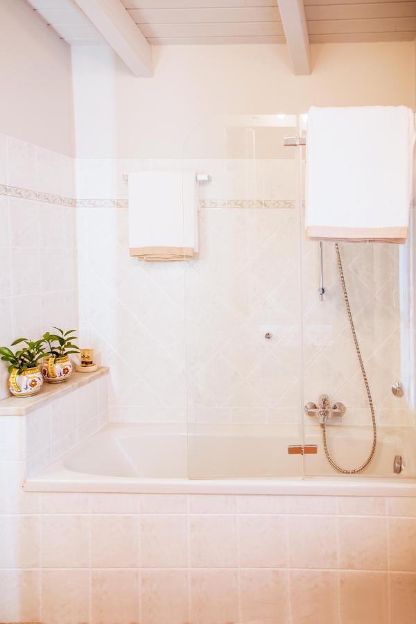 Casa Ferrero Apartment Alba  Luaran gambar