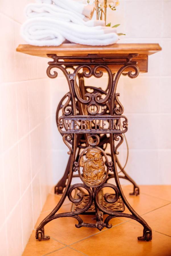 Casa Ferrero Apartment Alba  Luaran gambar